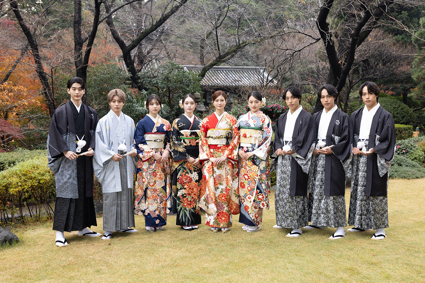 生見愛瑠、髙石あかり、上坂樹里、松尾そのま、佐藤三兄弟、荒井啓志、石川愛大