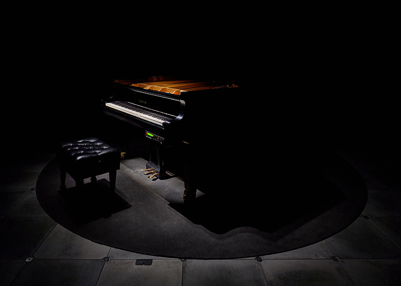 坂本龍一が遺した「音」と「創造」の世界を、親子で体感する 夏休み