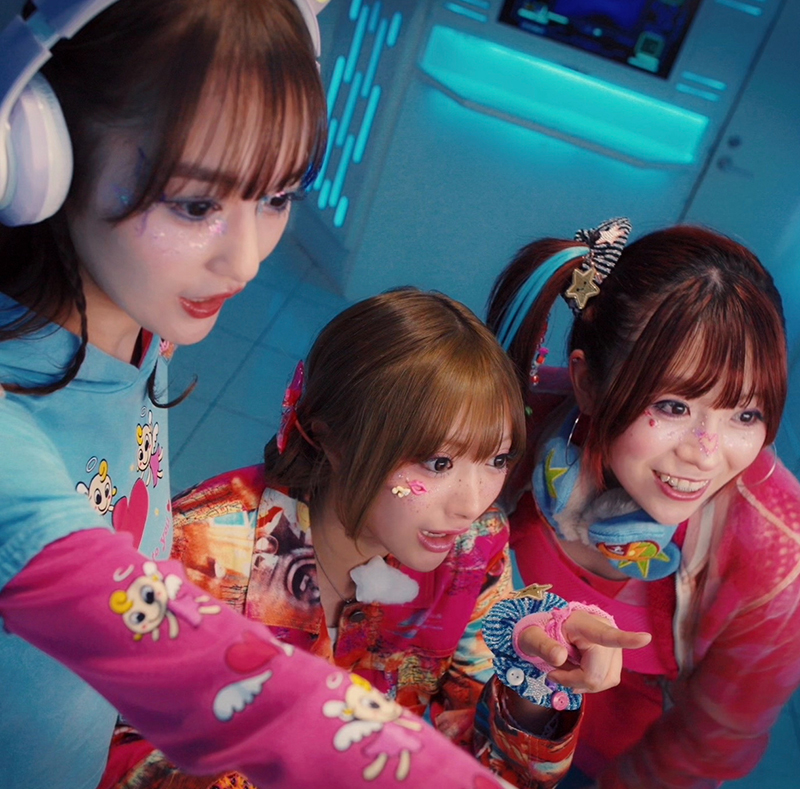 Alcoholic / 安斉かれん